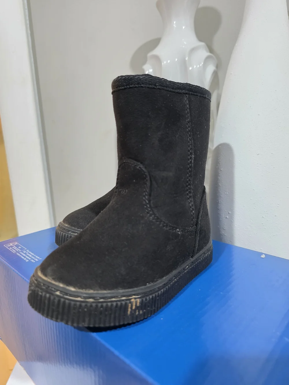 Cat & Jack Girls Black Suede-Look Zip Boots